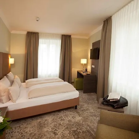 Jakob Downtown, Western Signature Collection 3*