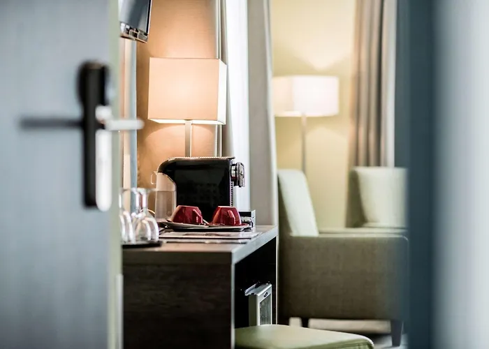 Готель Jakob Downtown, Western Signature Collection 3*