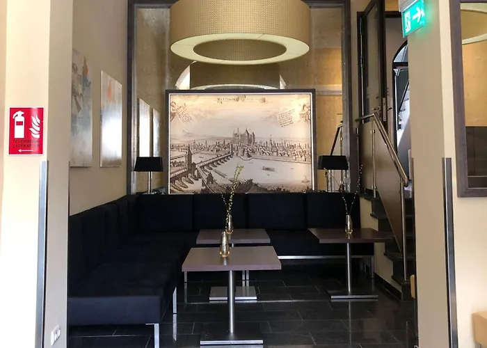 Готель Jakob Downtown, Western Signature Collection Регенсбург