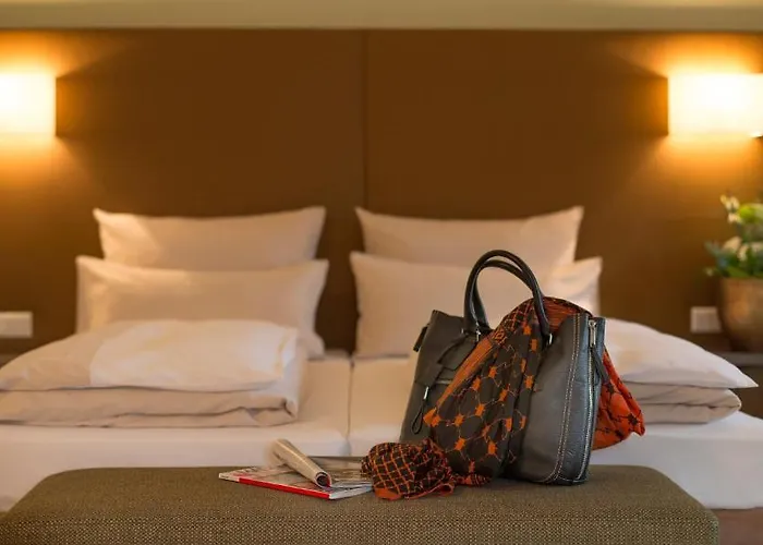 Jakob Downtown, Western Signature Collection Готель