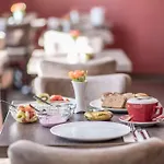 Jakob Downtown, Western Signature Collection Hotel Ratisbona