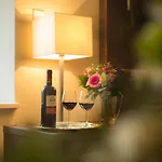 Jakob Downtown, Western Signature Collection Hotel