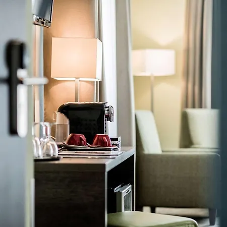 Готель Jakob Downtown, Western Signature Collection 3*