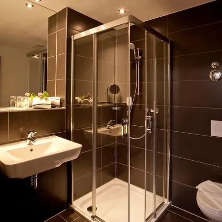 Готель Jakob Downtown, Western Signature Collection 3*