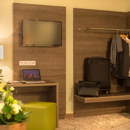 Hotel Jakob Downtown, Western Signature Collection 3*
