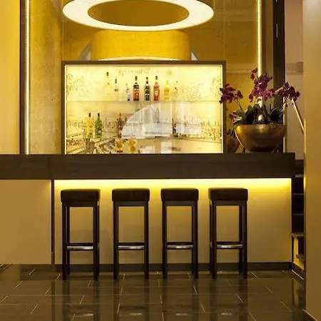 Готель Jakob Downtown, Western Signature Collection 3*