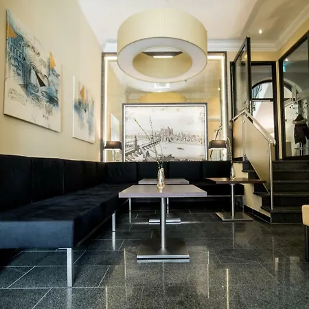 Jakob Downtown, Western Signature Collection Готель 3*