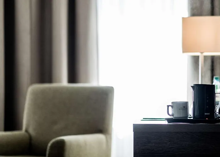 Jakob Downtown, Western Signature Collection Szálloda 3*