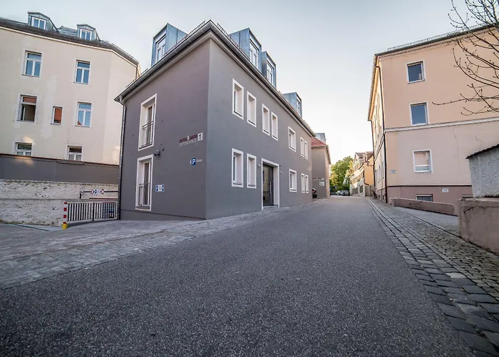 Szálloda Jakob Downtown, Western Signature Collection